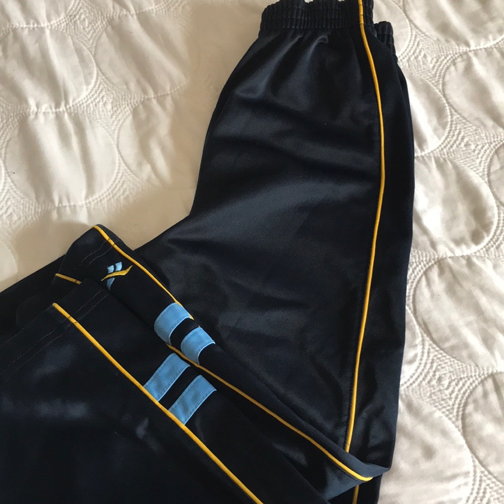 Reebok warm up suit - Picture 5 of 6